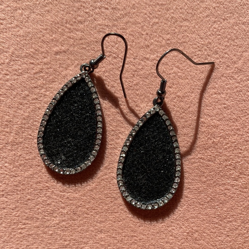 Black earrings with rhinestones